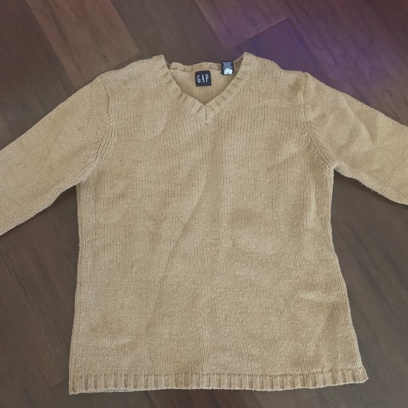 Gap sweater - Picture 1 of 3